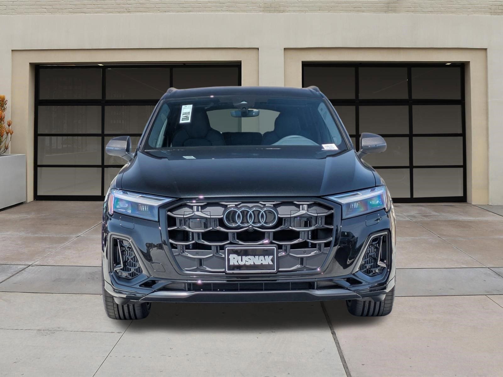 New 2026 Audi SQ7 Premium Plus AWD/4WD image 2