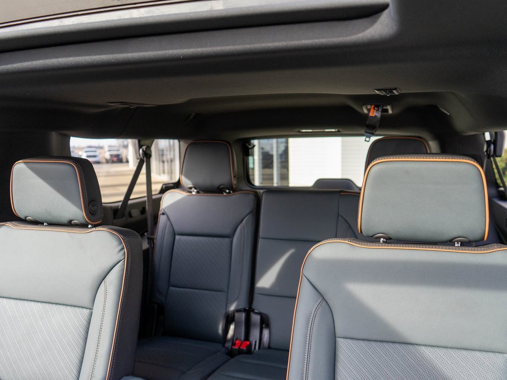 New 2026 GMC Yukon XL AT4 w/ AT4 Premium Package image 13