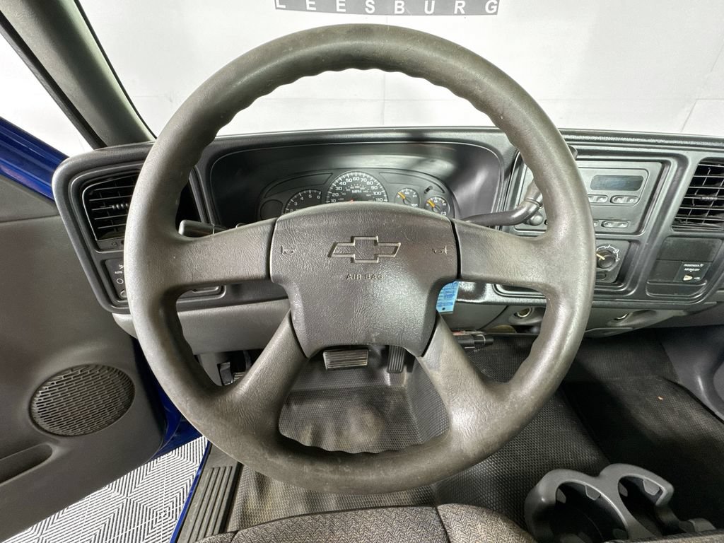 Used 2004 Chevrolet Silverado 2500 W/T RWD image 10
