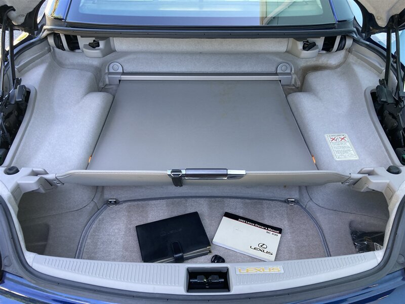 Used 2003 Lexus SC 430 Convertible RWD image 32