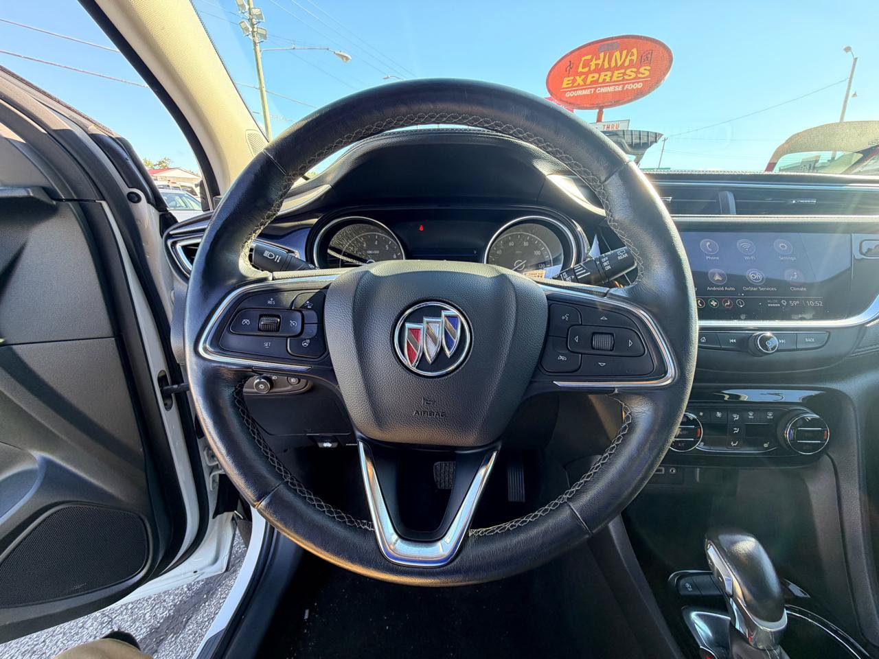 Used 2021 Buick Encore GX Essence FWD image 18