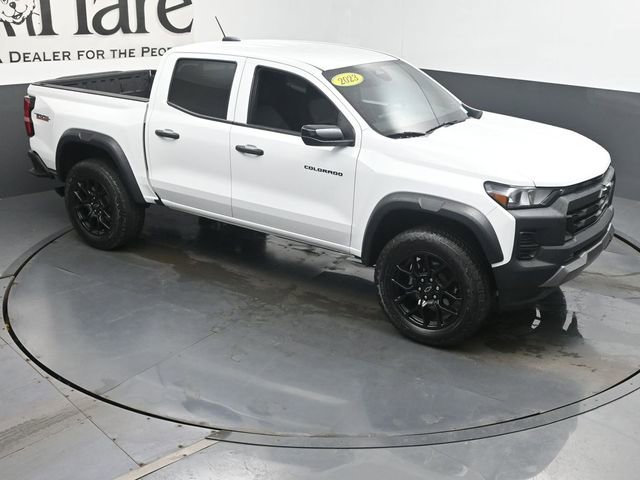 Used 2023 Chevrolet Colorado Trail Boss w/ LPO, Dark Essentials Package AWD/4WD image 37