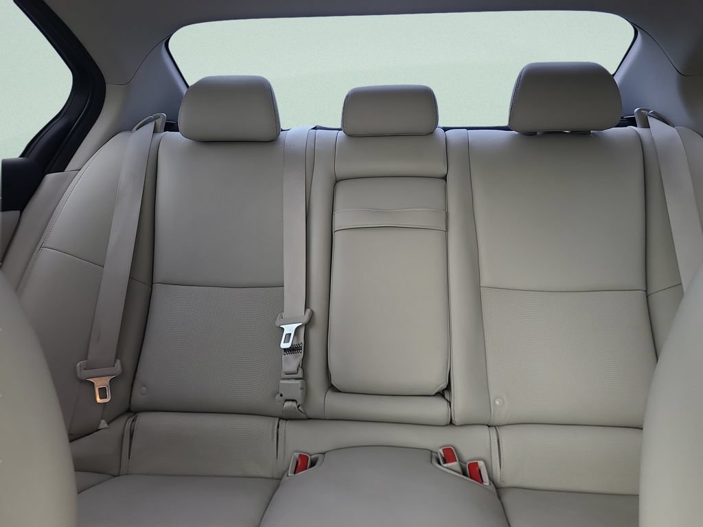 Used 2014 INFINITI Q50 Premium w/ Deluxe Touring Package AWD/4WD image 10