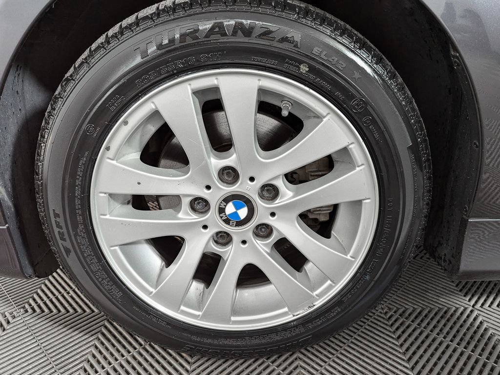 Used 2006 BMW 325i Sedan image 42