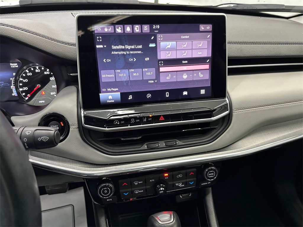 Used 2022 Jeep Compass Limited w/ Sun and Sound Group image 29