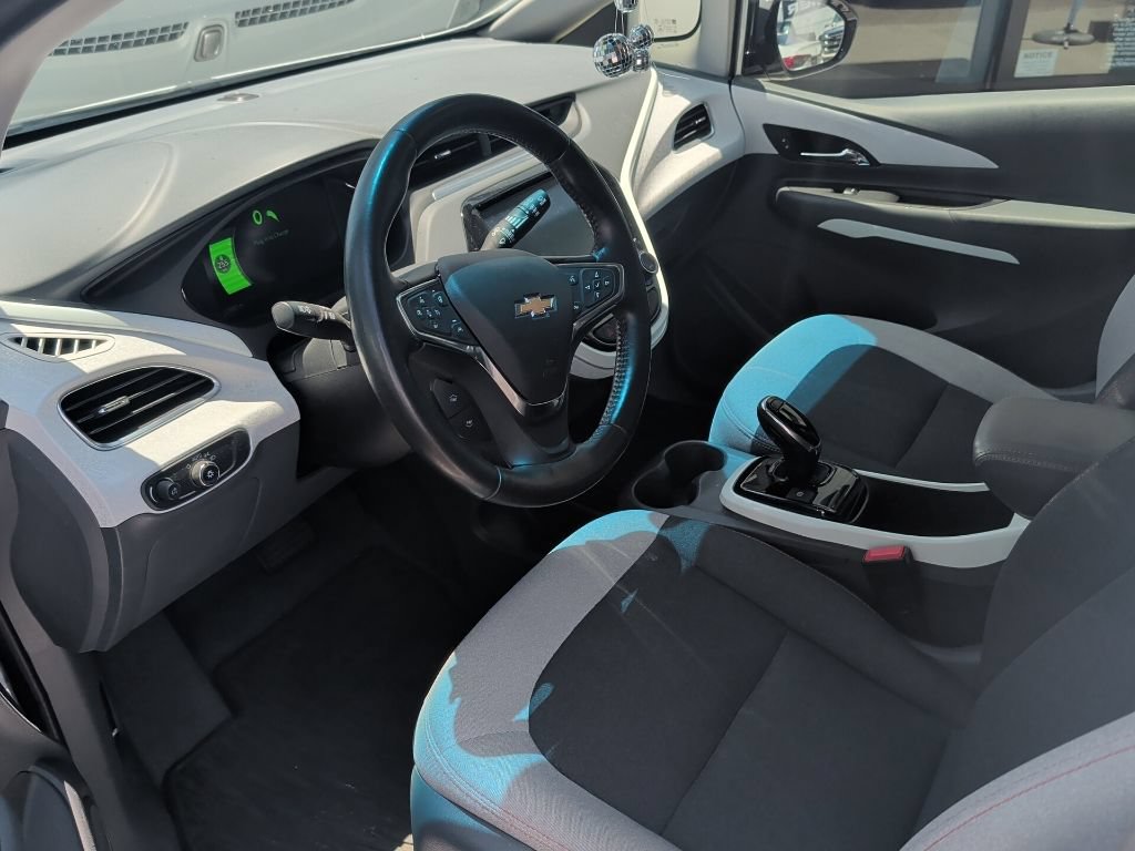 Used 2020 Chevrolet Bolt LT FWD image 5