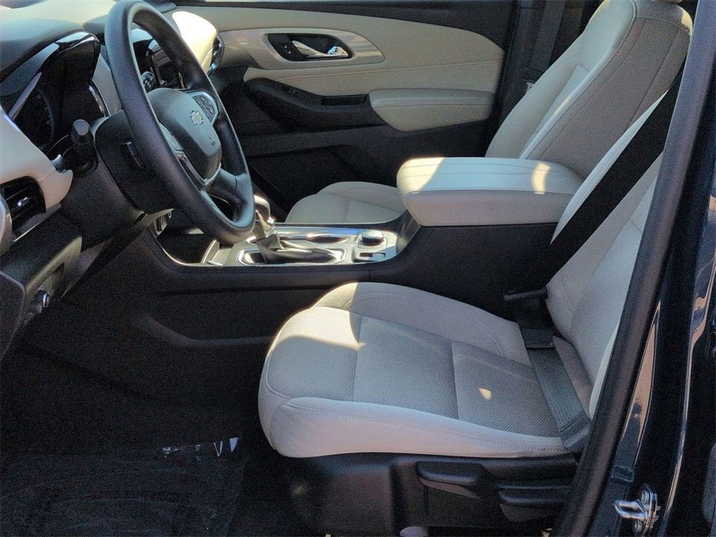 Certified 2023 Chevrolet Traverse LS image 19