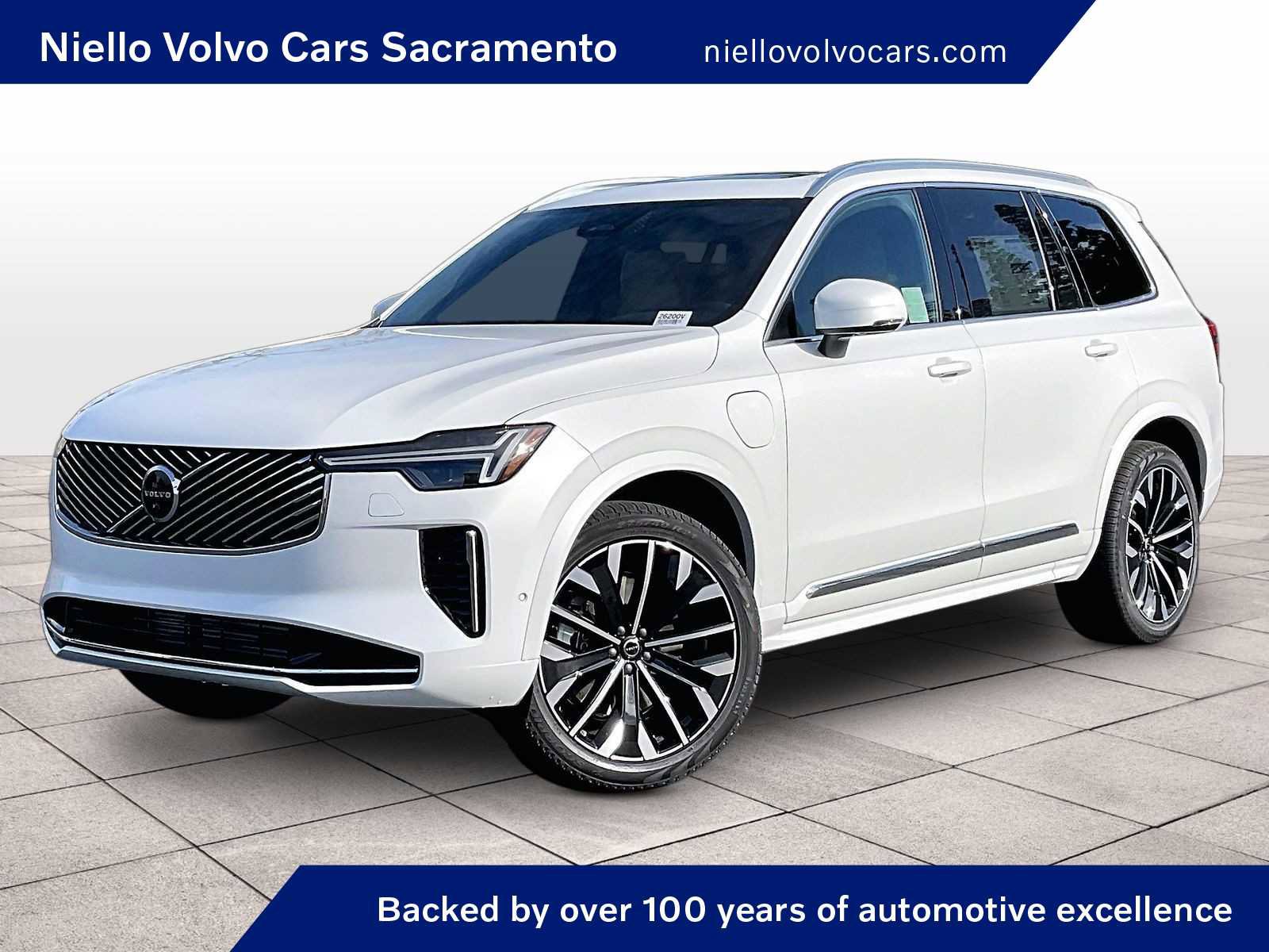 New 2026 Volvo XC90 T8 Plus w/ Protection Package Premier video 1
