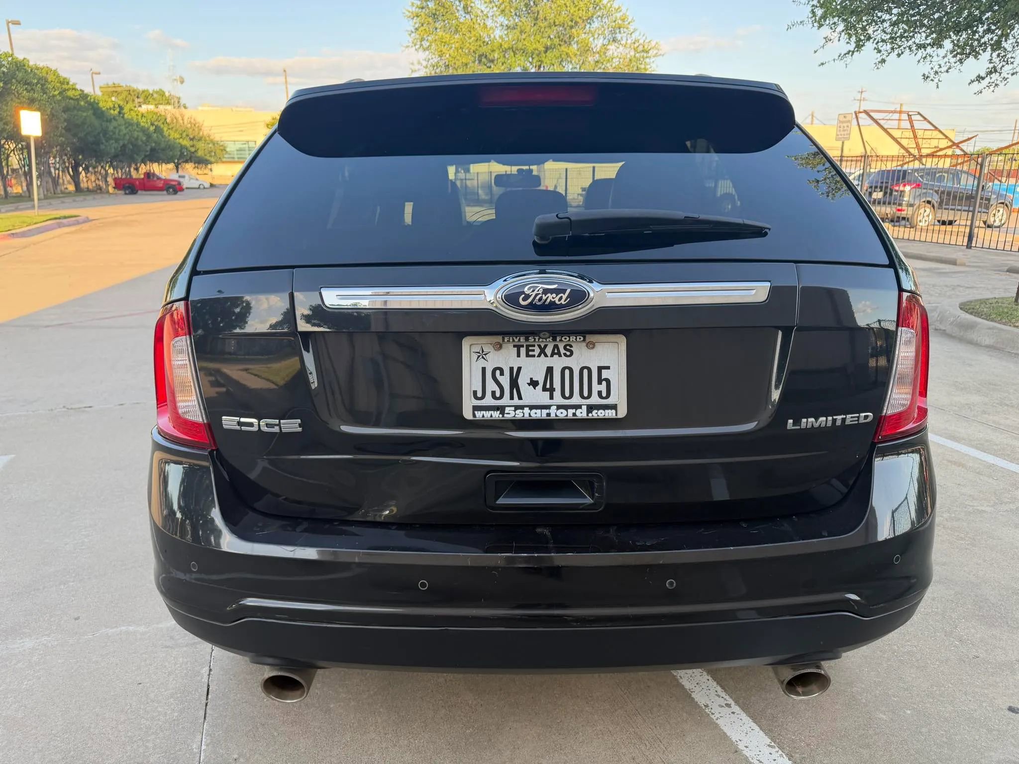 Used 2014 Ford Edge Limited w/ Driver Entry Package FWD image 7