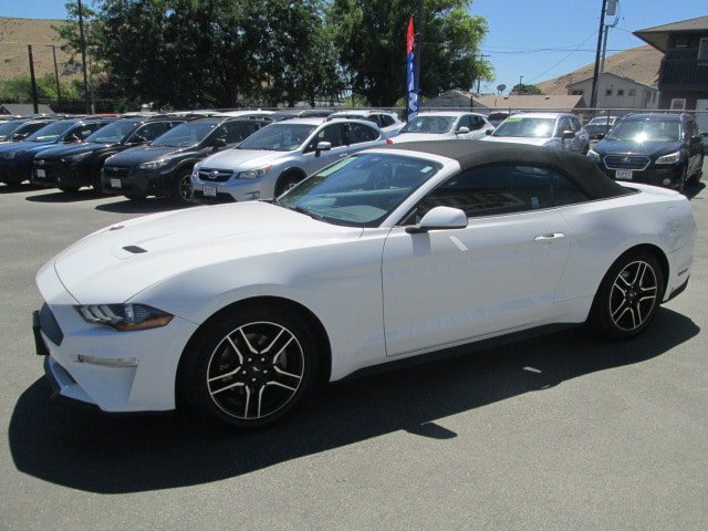 Used 2023 Ford Mustang Premium RWD image 22