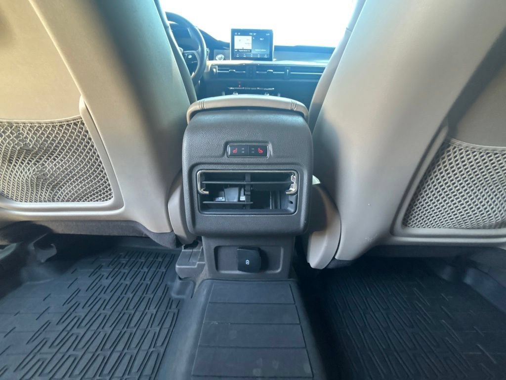 Used 2021 Lincoln Corsair AWD w/ Premium Package image 18