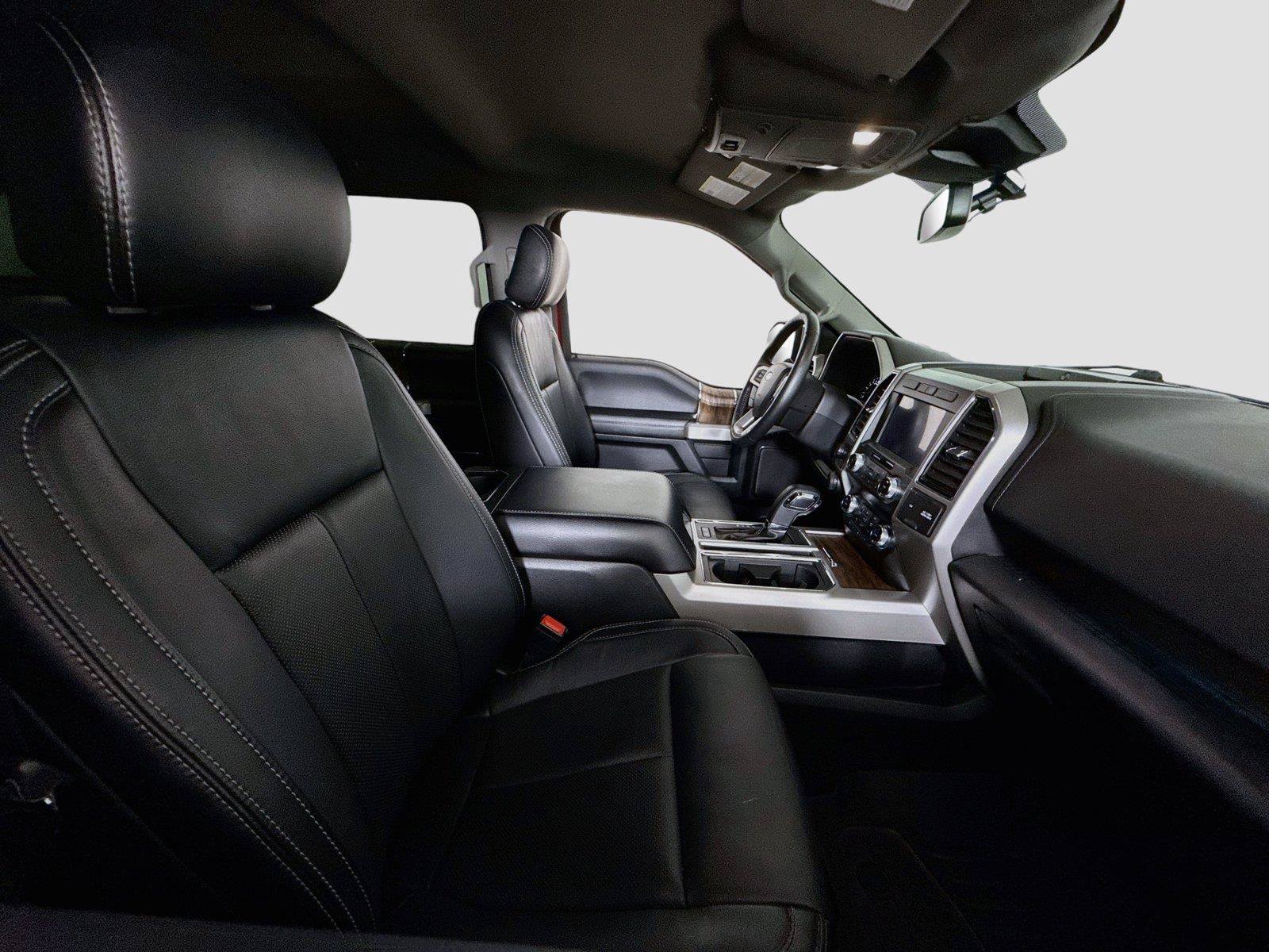 Used 2019 Ford F150 Lariat w/ Equipment Group 502A Luxury AWD/4WD image 21