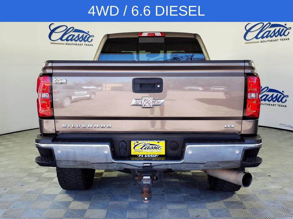 Used 2015 Chevrolet Silverado 2500 LTZ w/ Duramax Plus Package image 4