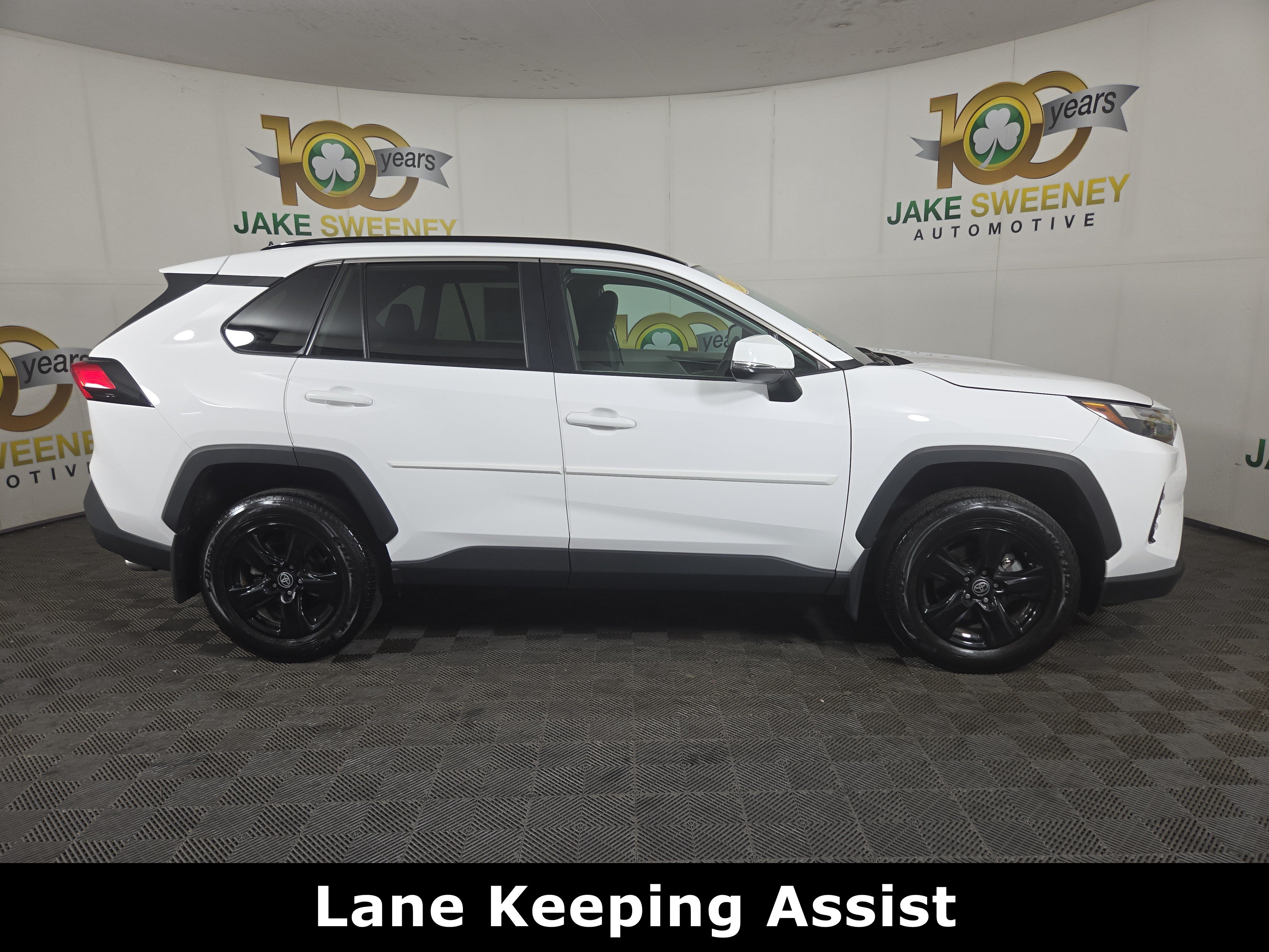 Used 2024 Toyota RAV4 XLE w/ Weather Package AWD/4WD image 10
