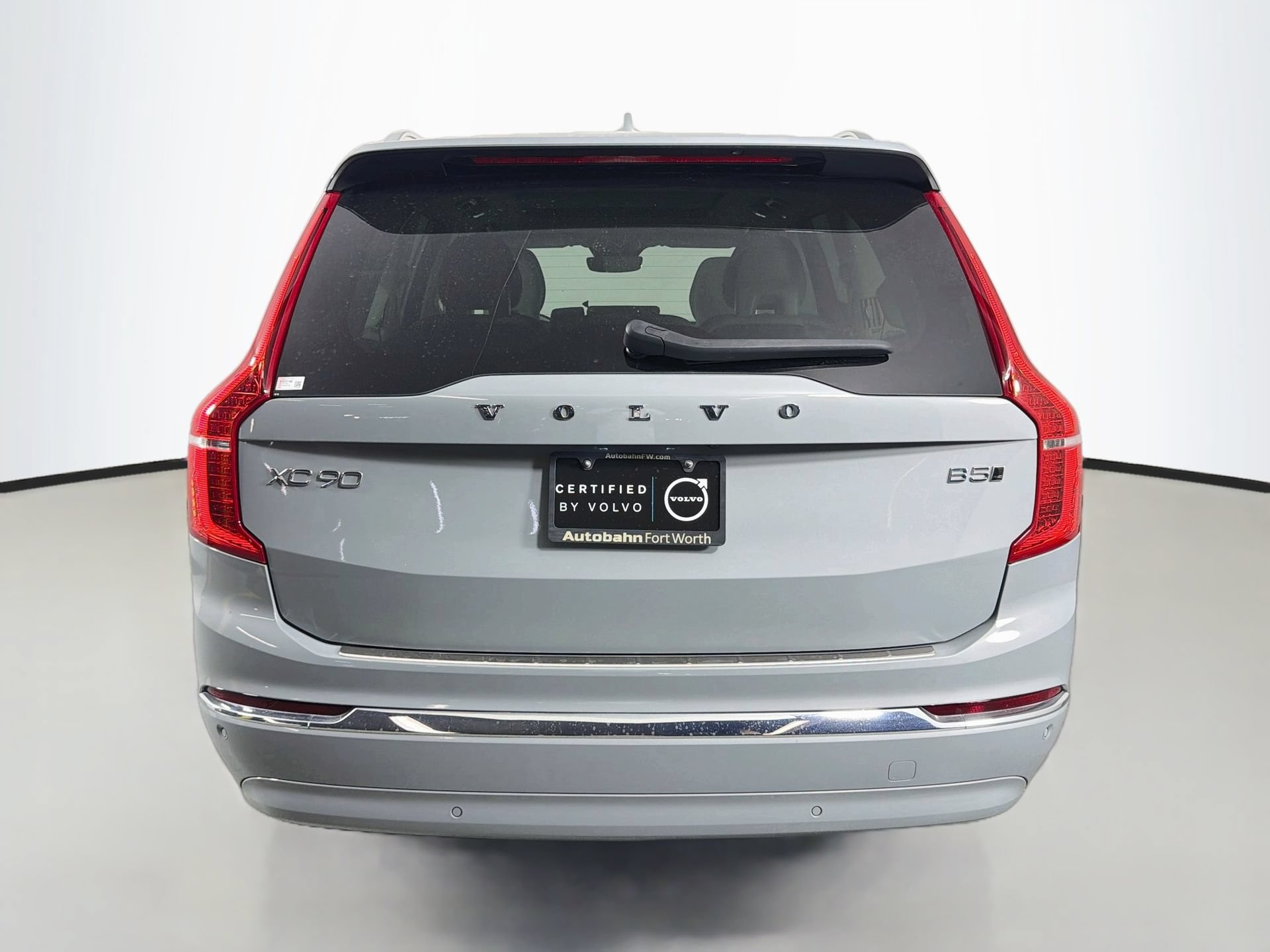 Certified 2024 Volvo XC90 B5 Core w/ Protection Package Premier AWD/4WD image 7