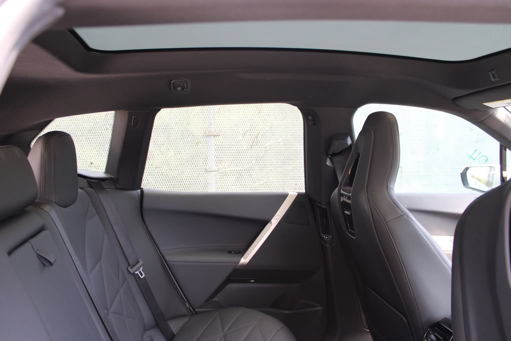Used 2023 BMW iX xDrive50 AWD/4WD image 22