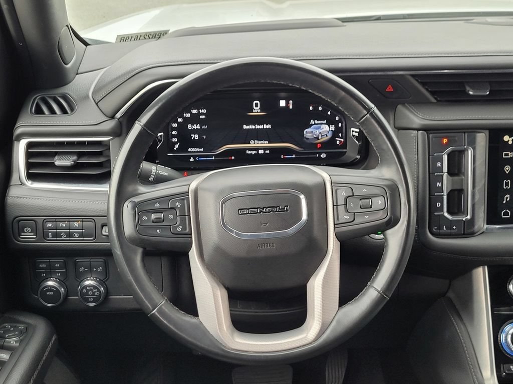 Used 2023 GMC Yukon Denali AWD/4WD image 13
