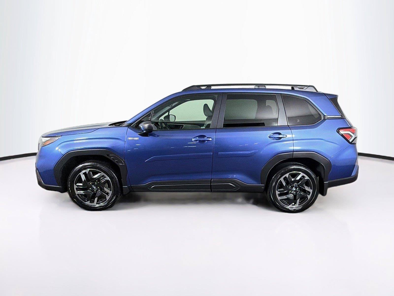 Used 2025 Subaru Forester Premium w/ Protection Package (1PH) AWD/4WD image 8