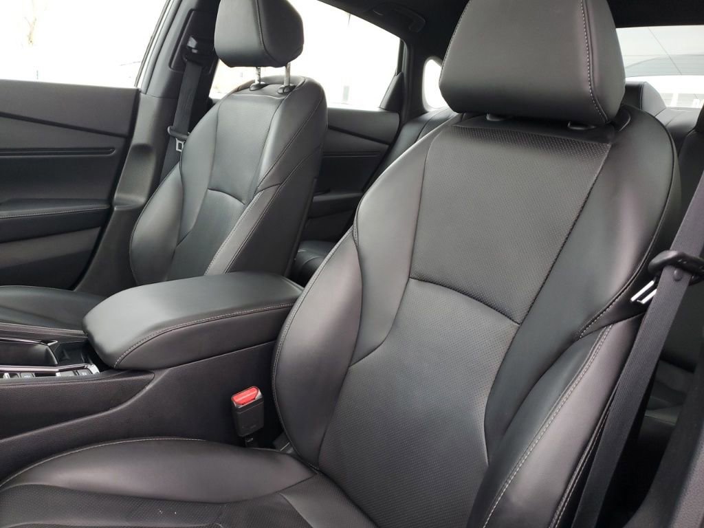 Used 2025 Honda Accord Sport image 30