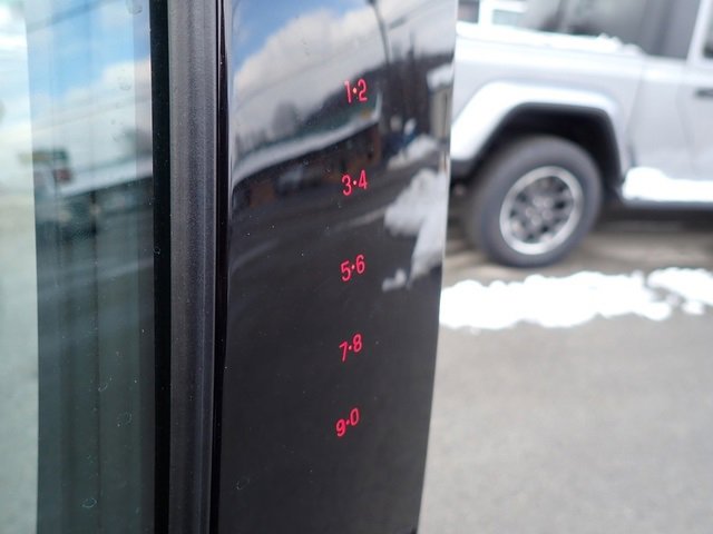 Used 2020 Ford Escape SEL image 12