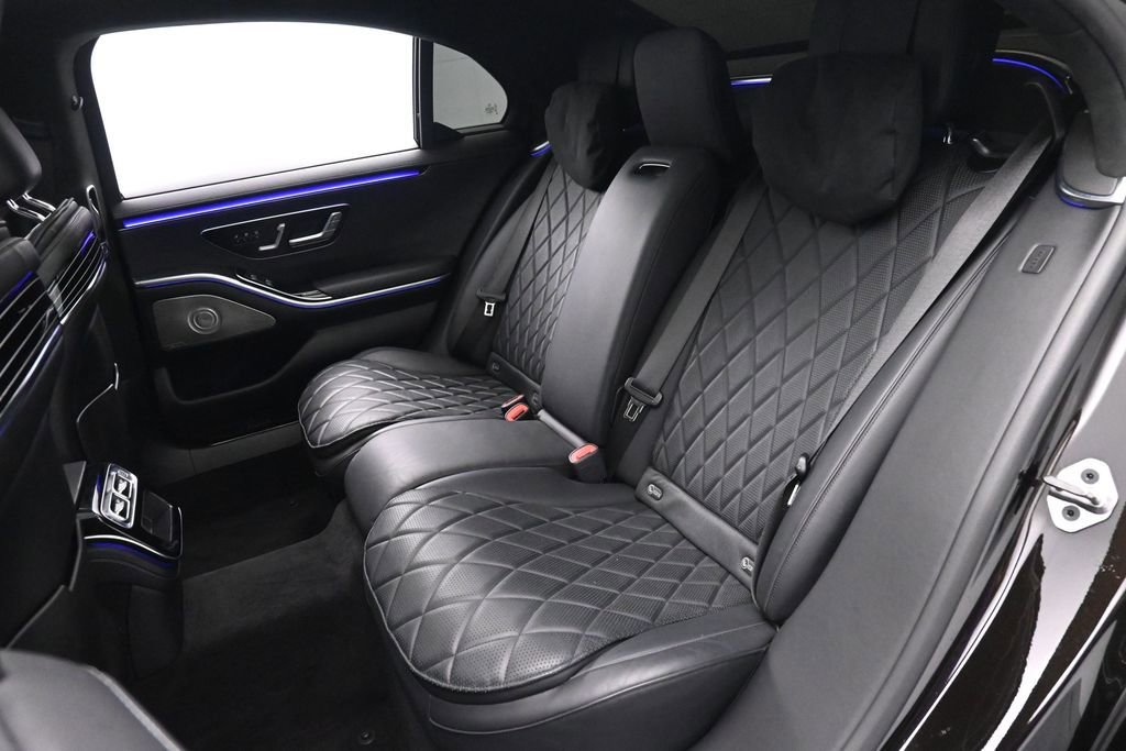 Used 2021 Mercedes-Benz S 580 4MATIC Sedan w/ AMG Line image 21