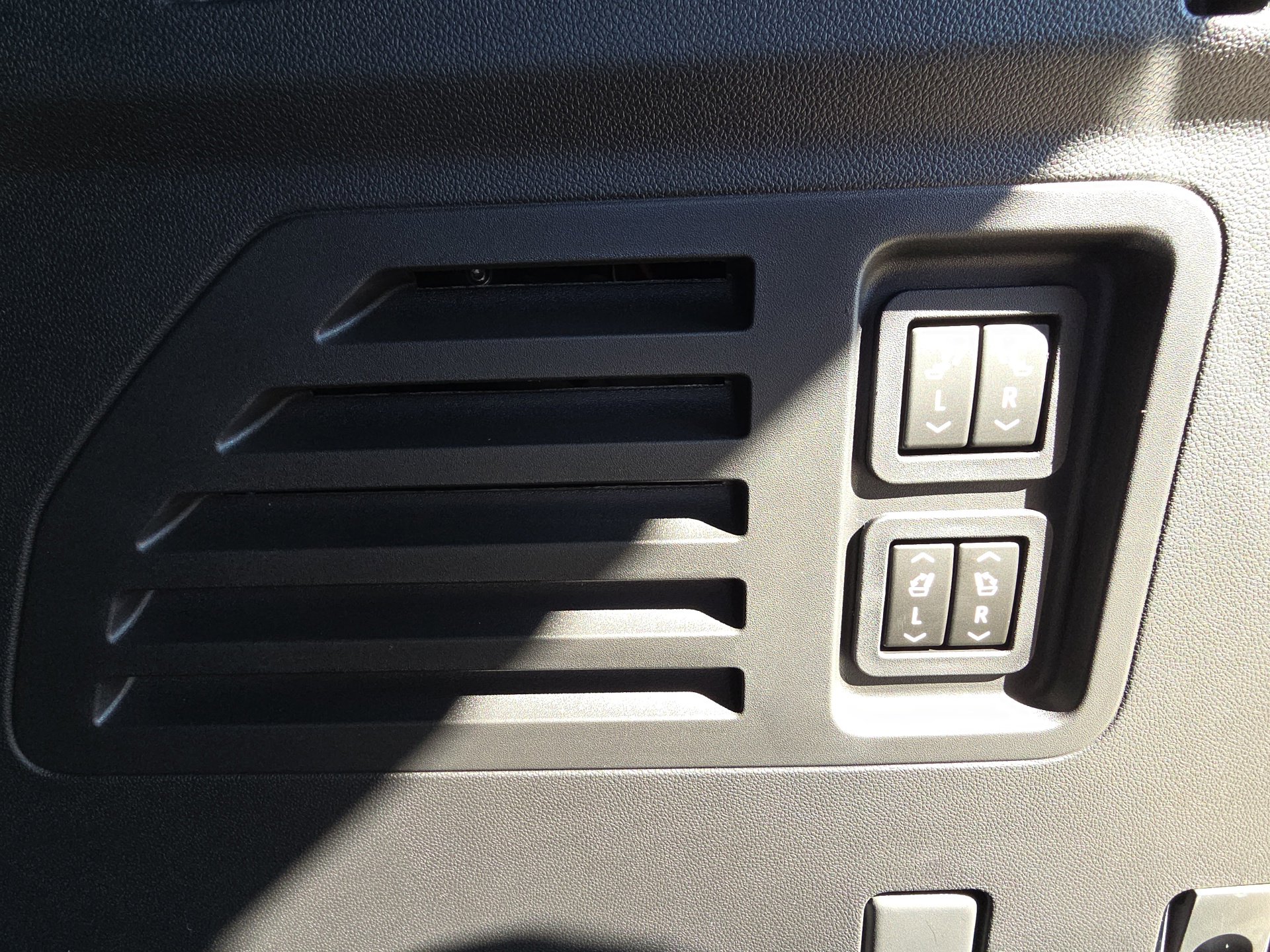 New 2026 Chevrolet Traverse RS FWD image 36