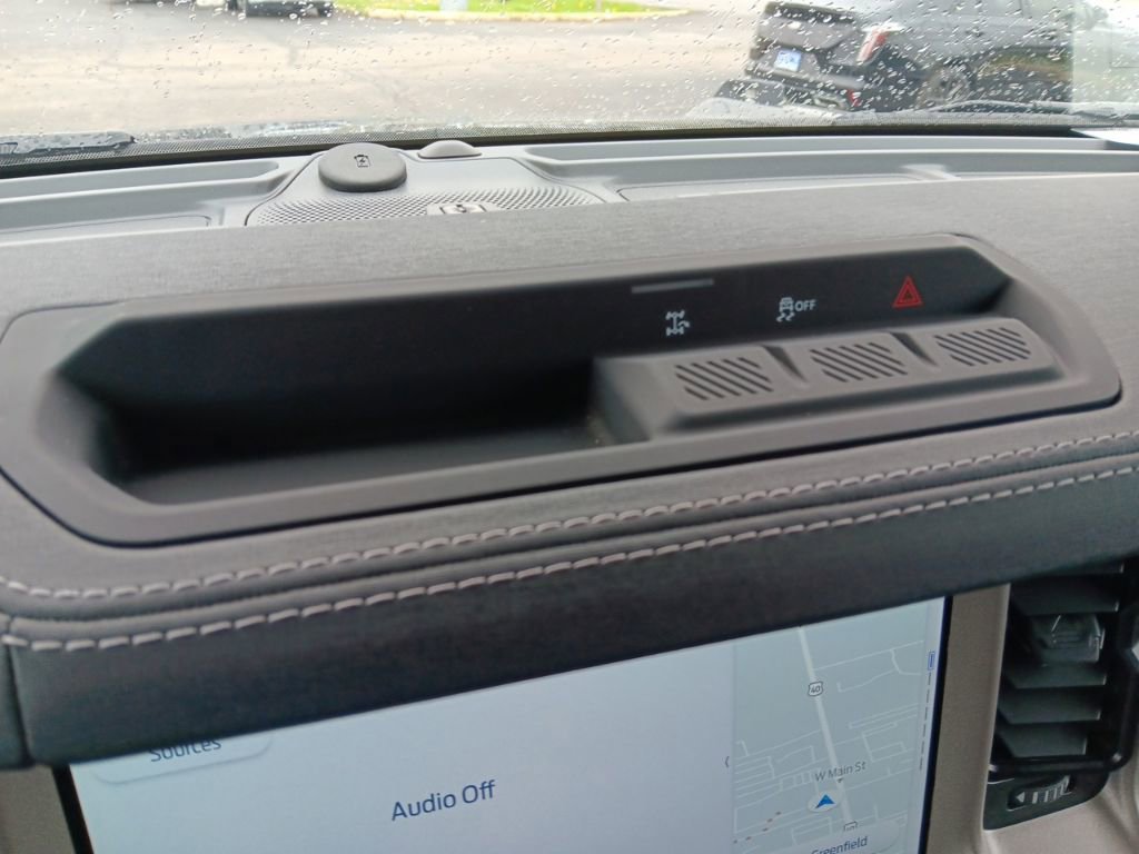 Used 2025 Ford Bronco Outer Banks AWD/4WD image 20