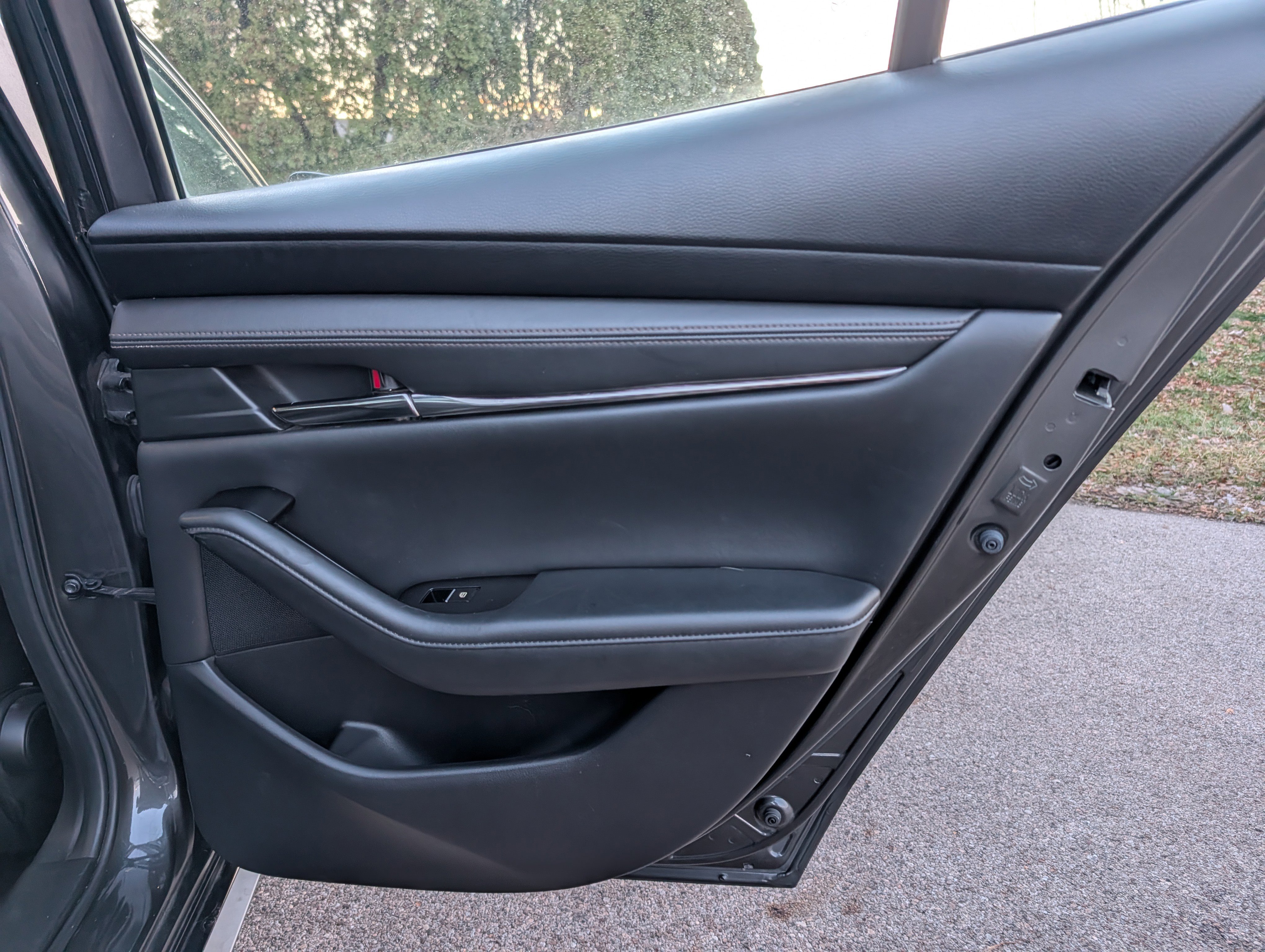 Used 2019 MAZDA MAZDA3 Sedan w/ Select Package image 27