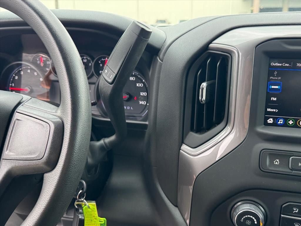 Used 2022 Chevrolet Silverado 2500 Custom w/ Custom Convenience Package AWD/4WD image 25