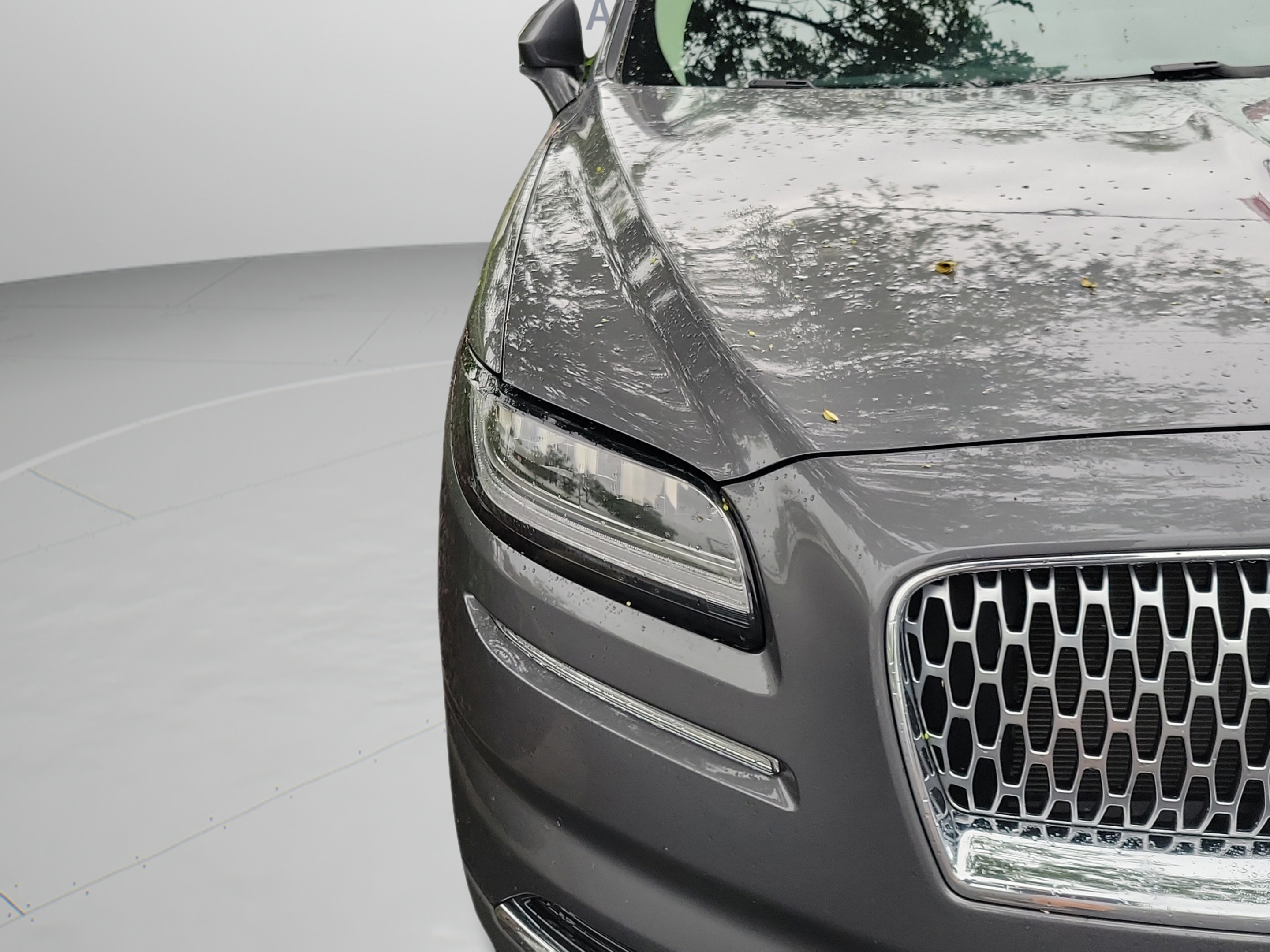 Used 2023 Lincoln Nautilus Reserve FWD image 11