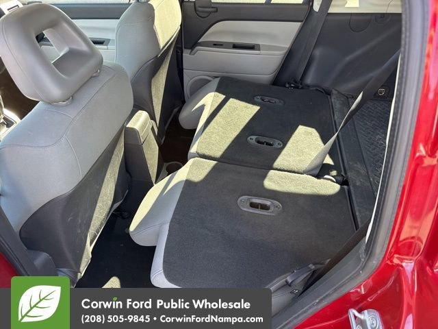 Used 2007 Jeep Compass Sport image 33