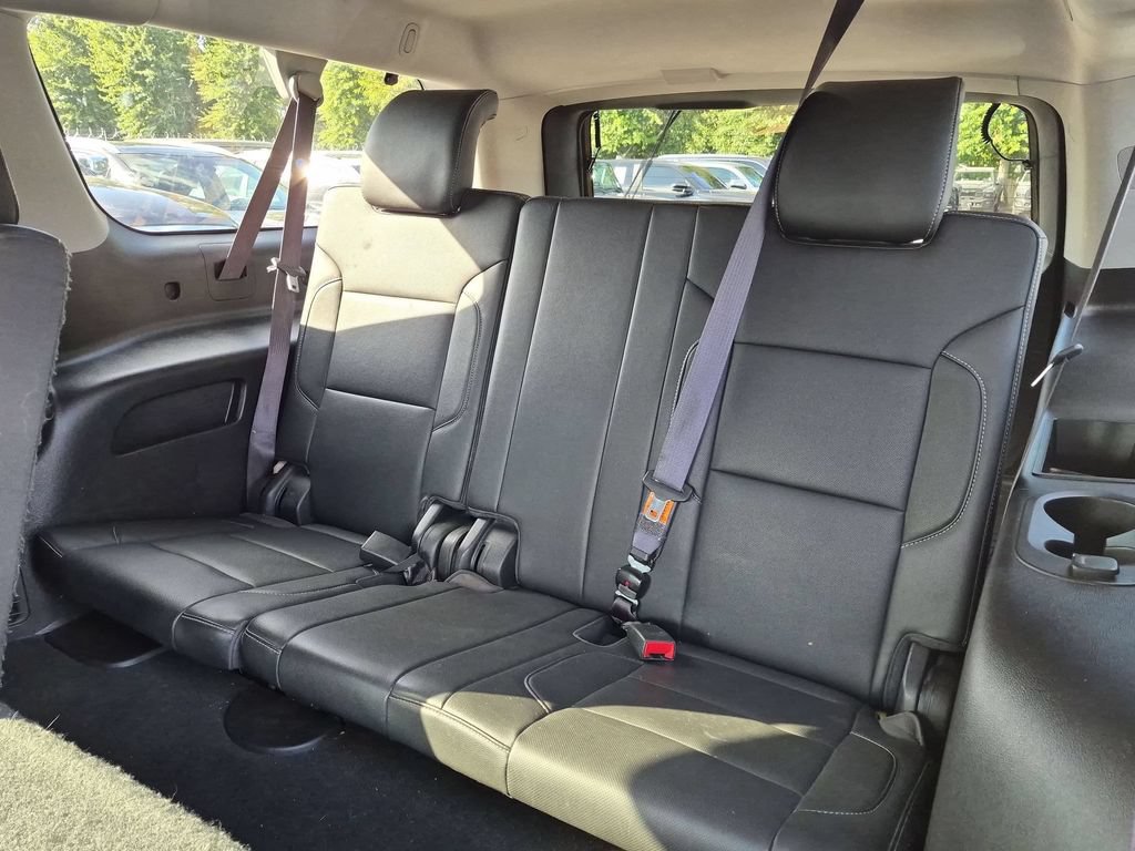 Used 2017 Chevrolet Suburban Premier AWD/4WD image 30