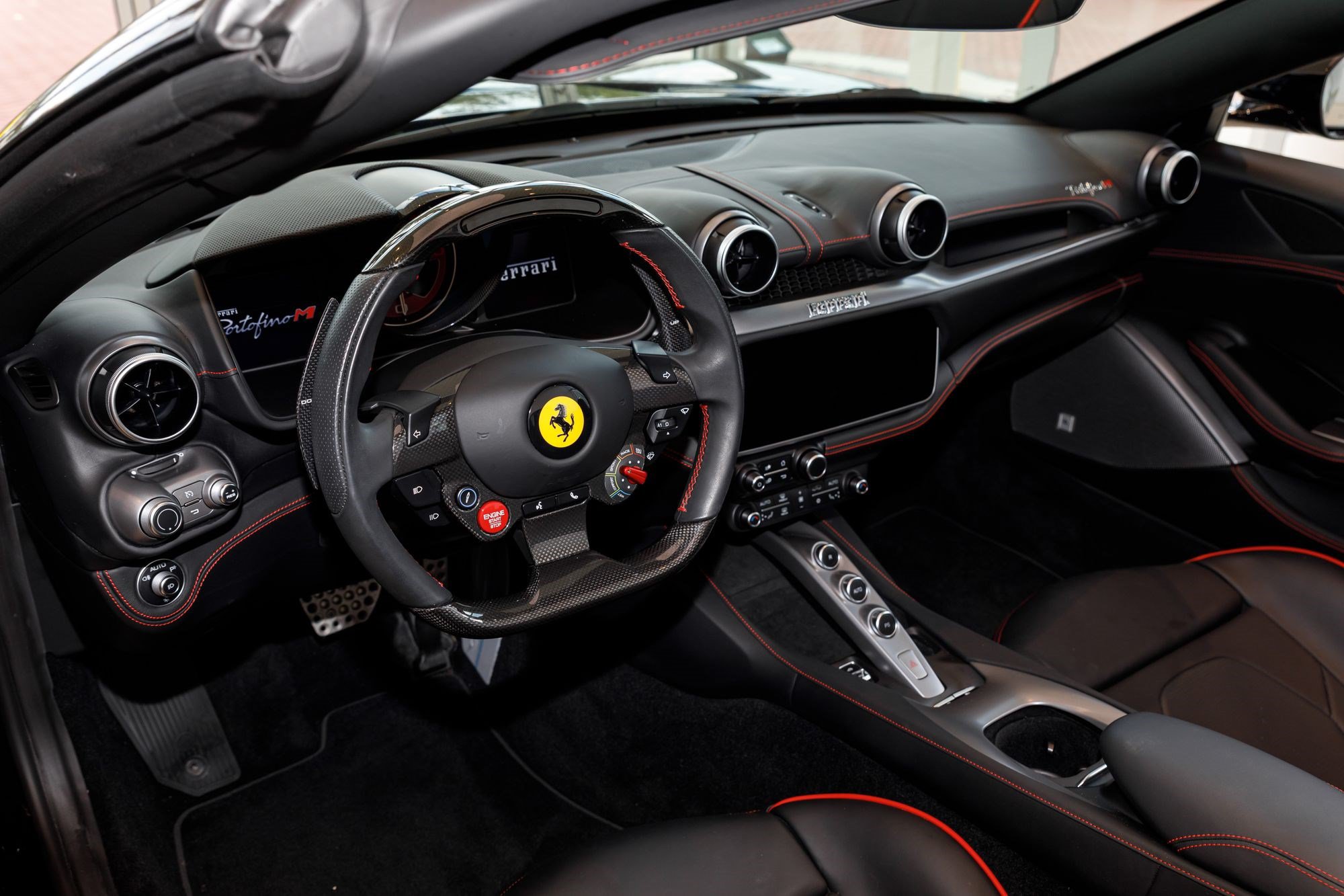 Used 2023 Ferrari Portofino M RWD image 28