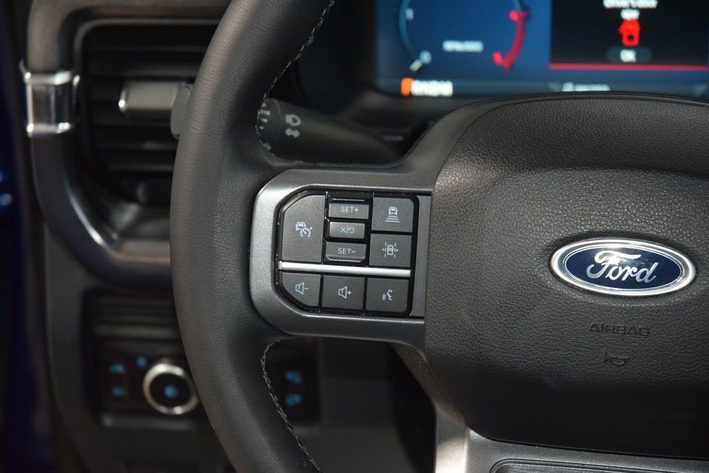 Used 2026 Ford F250 Lariat w/ Black Appearance Package image 33