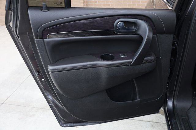 Used 2016 Buick Enclave Leather w/ Trailering Package FWD image 17