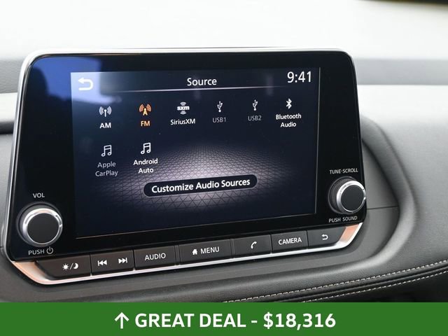 Used 2024 Nissan Rogue S image 27