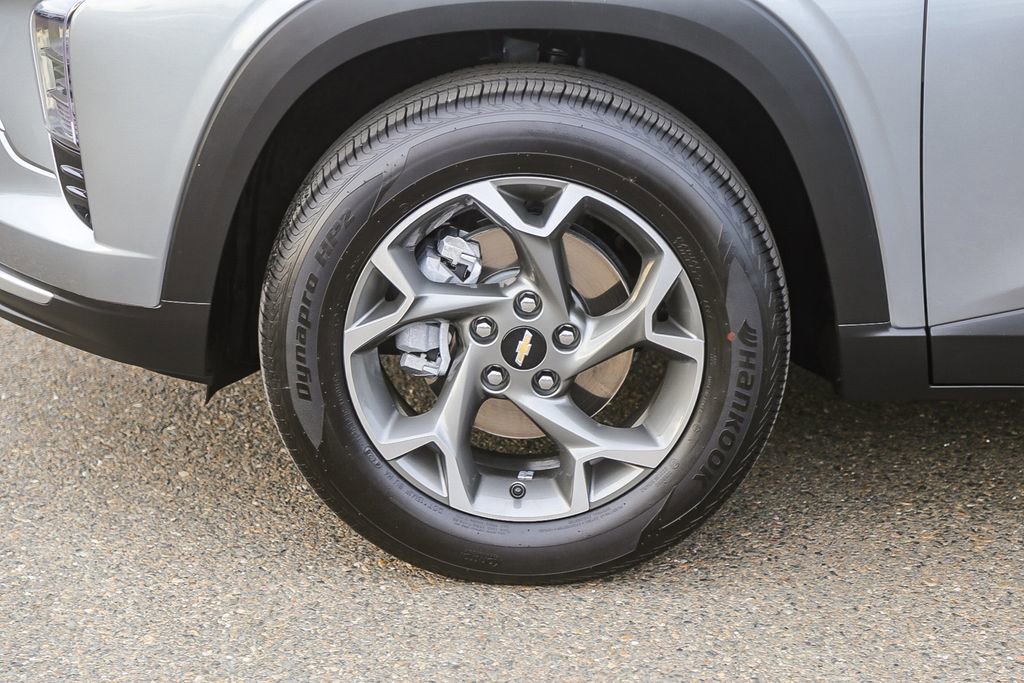 Certified 2026 Chevrolet Trax LT w/ Driver Confidence Package image 10