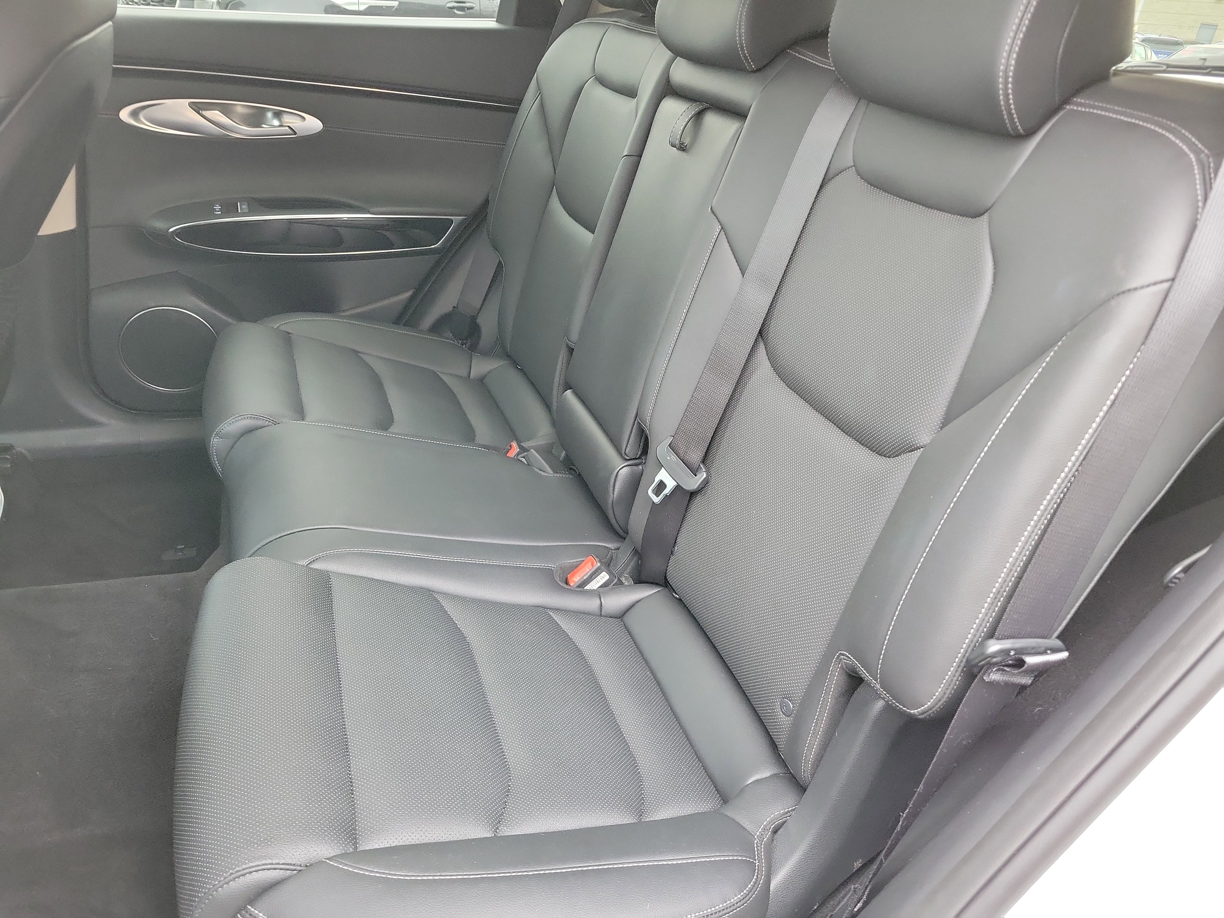 Used 2025 Genesis GV70 2.5T image 7