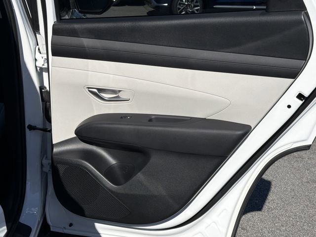 New 2026 Hyundai Tucson SEL image 16