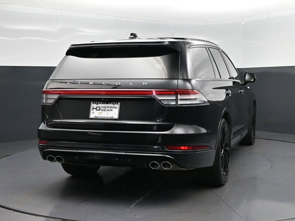 Used 2025 Lincoln Aviator Reserve w/ Equipment Group 201A image 7