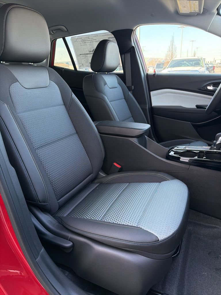 New 2026 Chevrolet Trax LT image 8