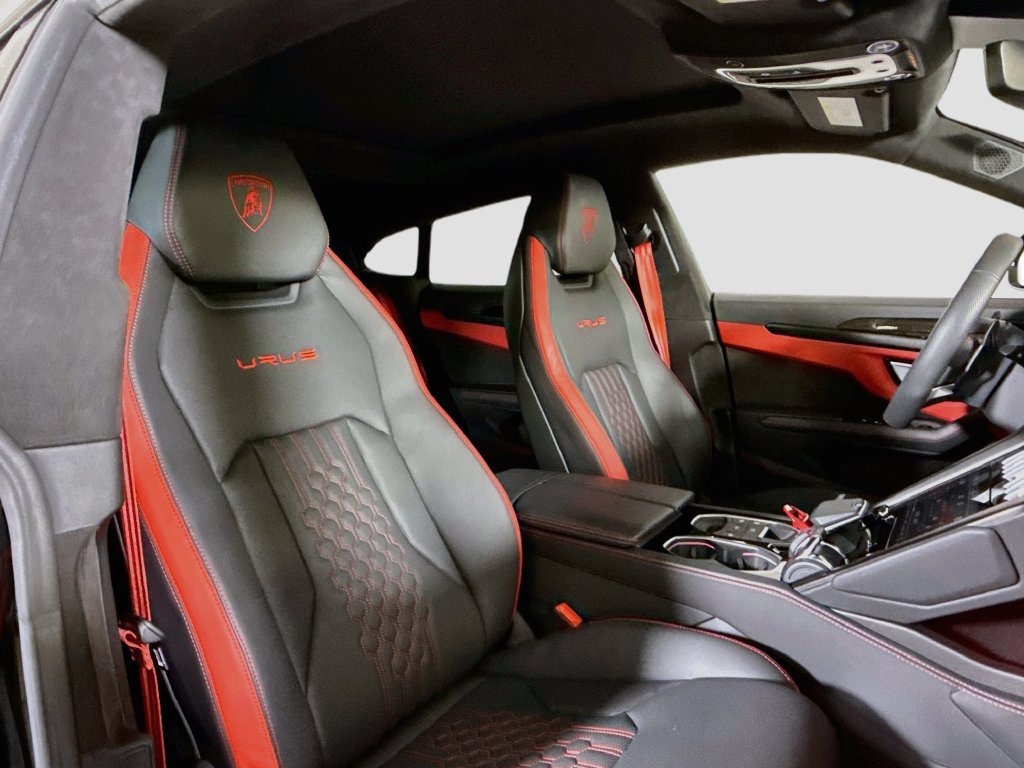 Used 2024 Lamborghini Urus S AWD/4WD image 16