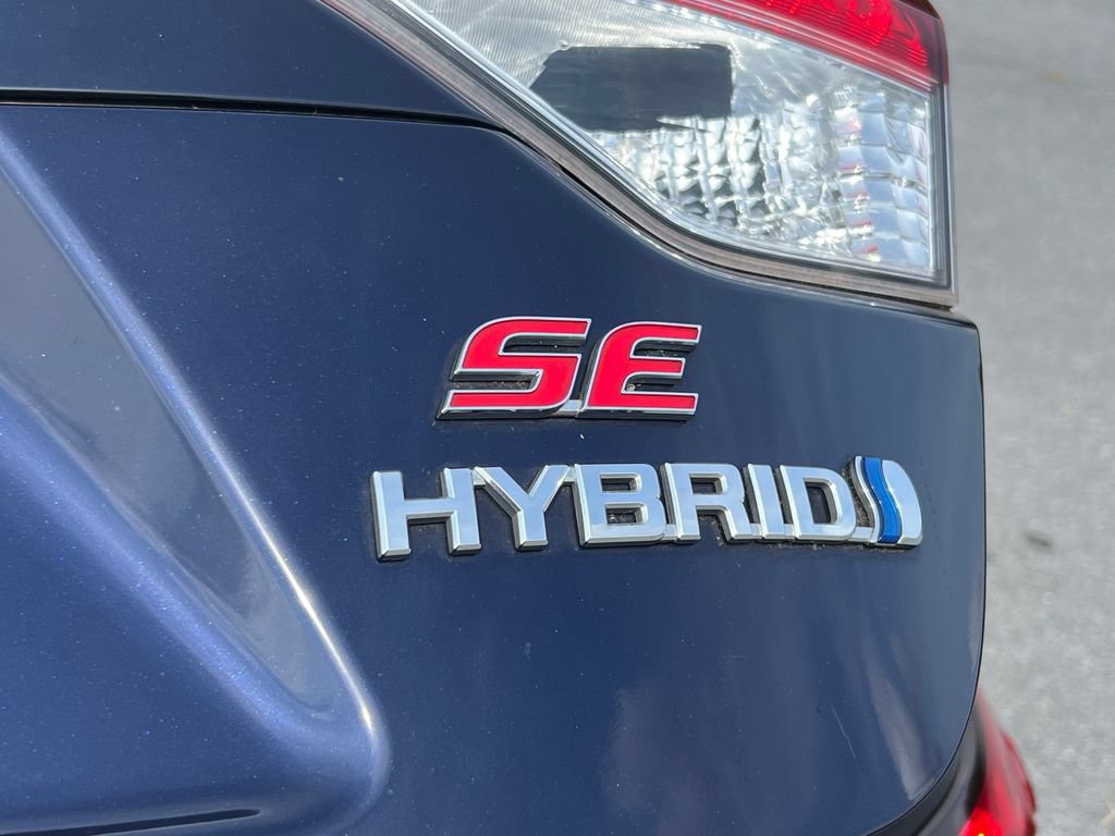 Used 2023 Toyota Corolla SE w/ SE Package FWD image 15