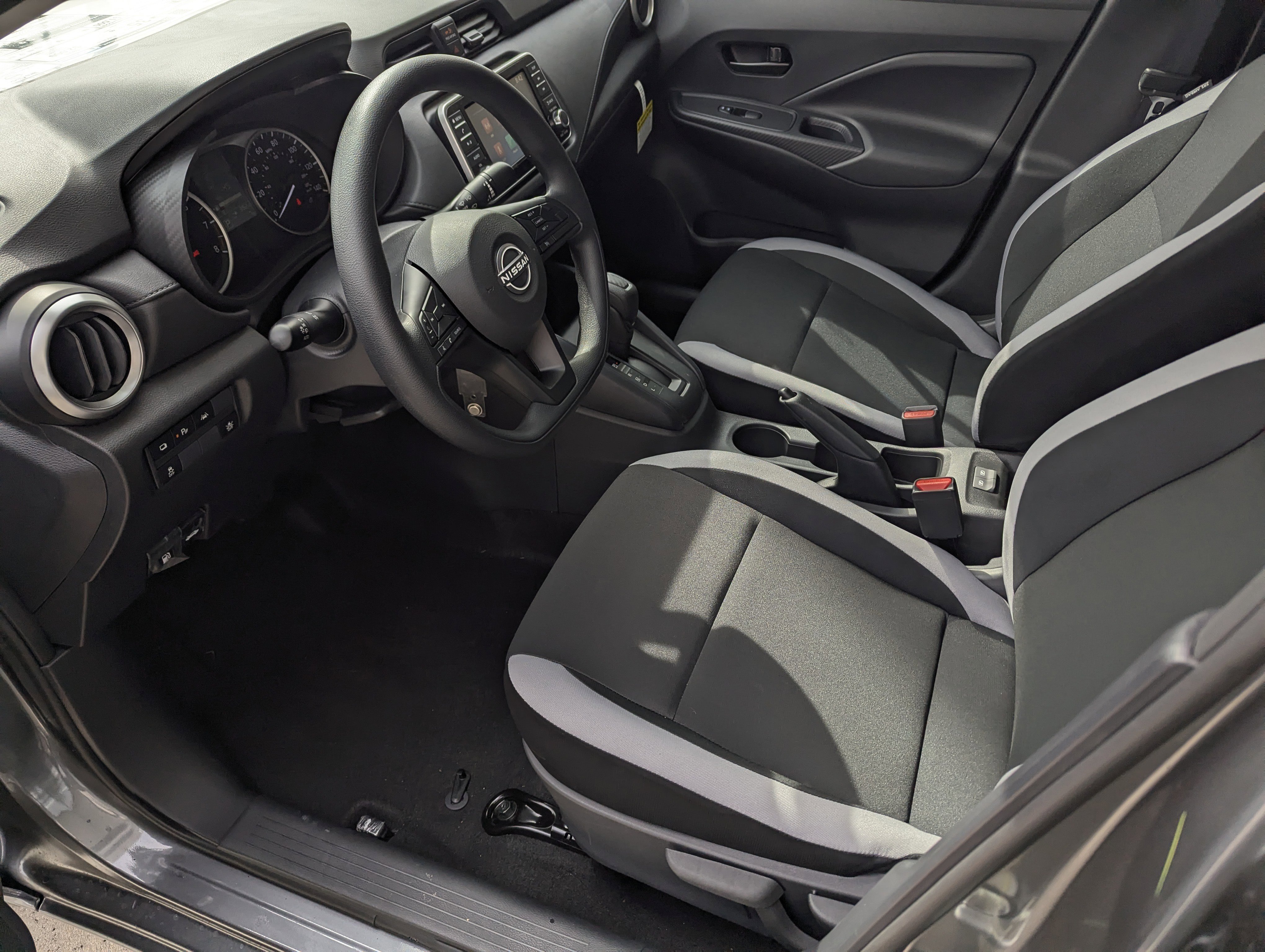 New 2025 Nissan Versa S image 9