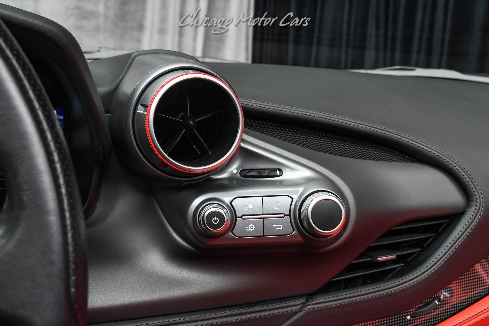 Used 2022 Ferrari F8 Tributo image 17