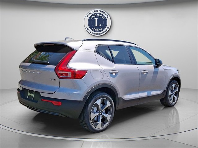 New 2026 Volvo XC40 B5 Plus w/ Protection Package Premier image 4