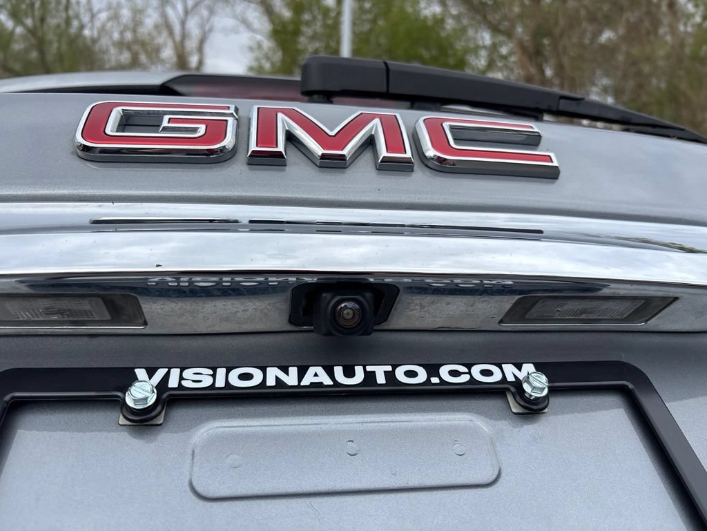 Used 2023 GMC Terrain SLE w/ Driver Convenience Package AWD/4WD image 10