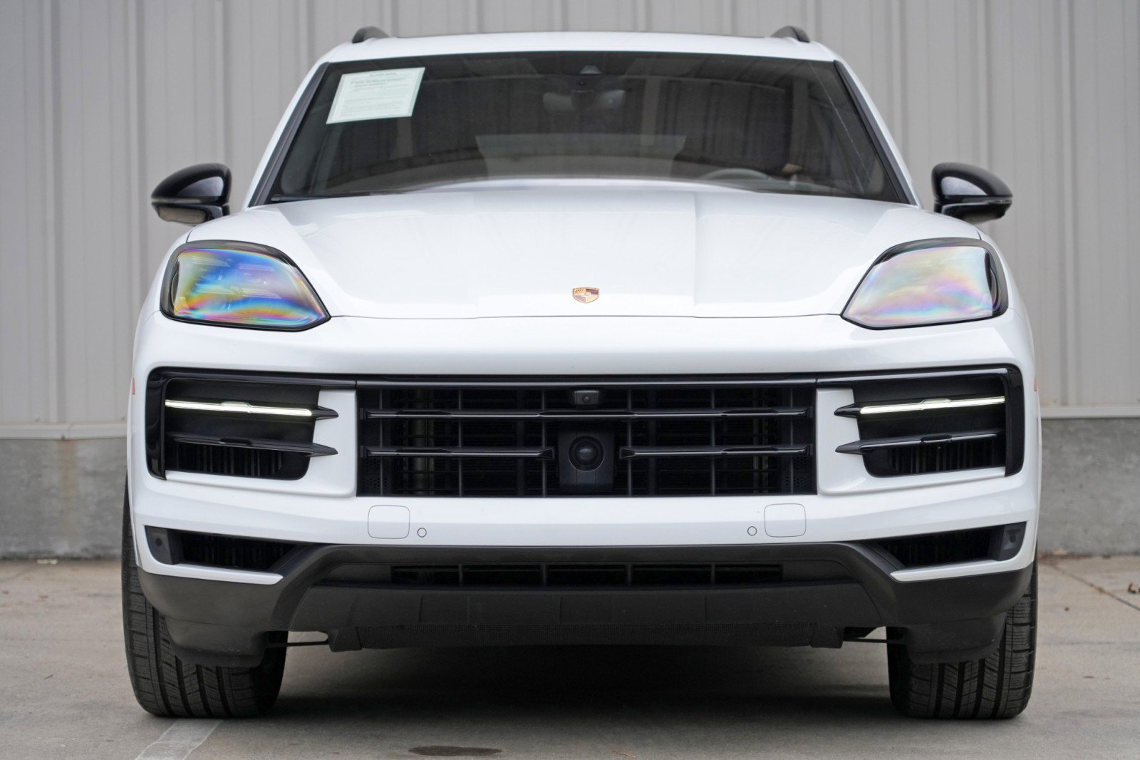Used 2024 Porsche Cayenne AWD/4WD image 7