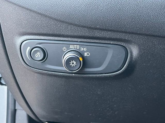 Used 2024 Chevrolet Equinox LT image 19