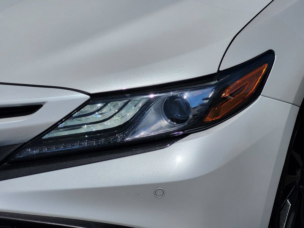 Used 2021 Toyota Camry XSE w/ Navigation Package FWD image 7